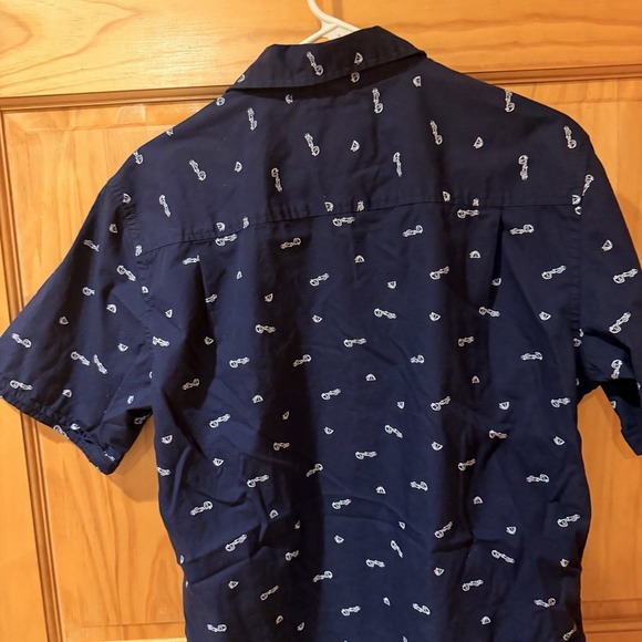 Men's Medium Hawaiian Button Floral Design, Blue Haggar Collection Shirt - Picture 6 of 6